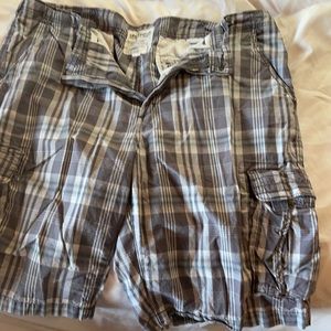 Men’s size 40 cargo shorts